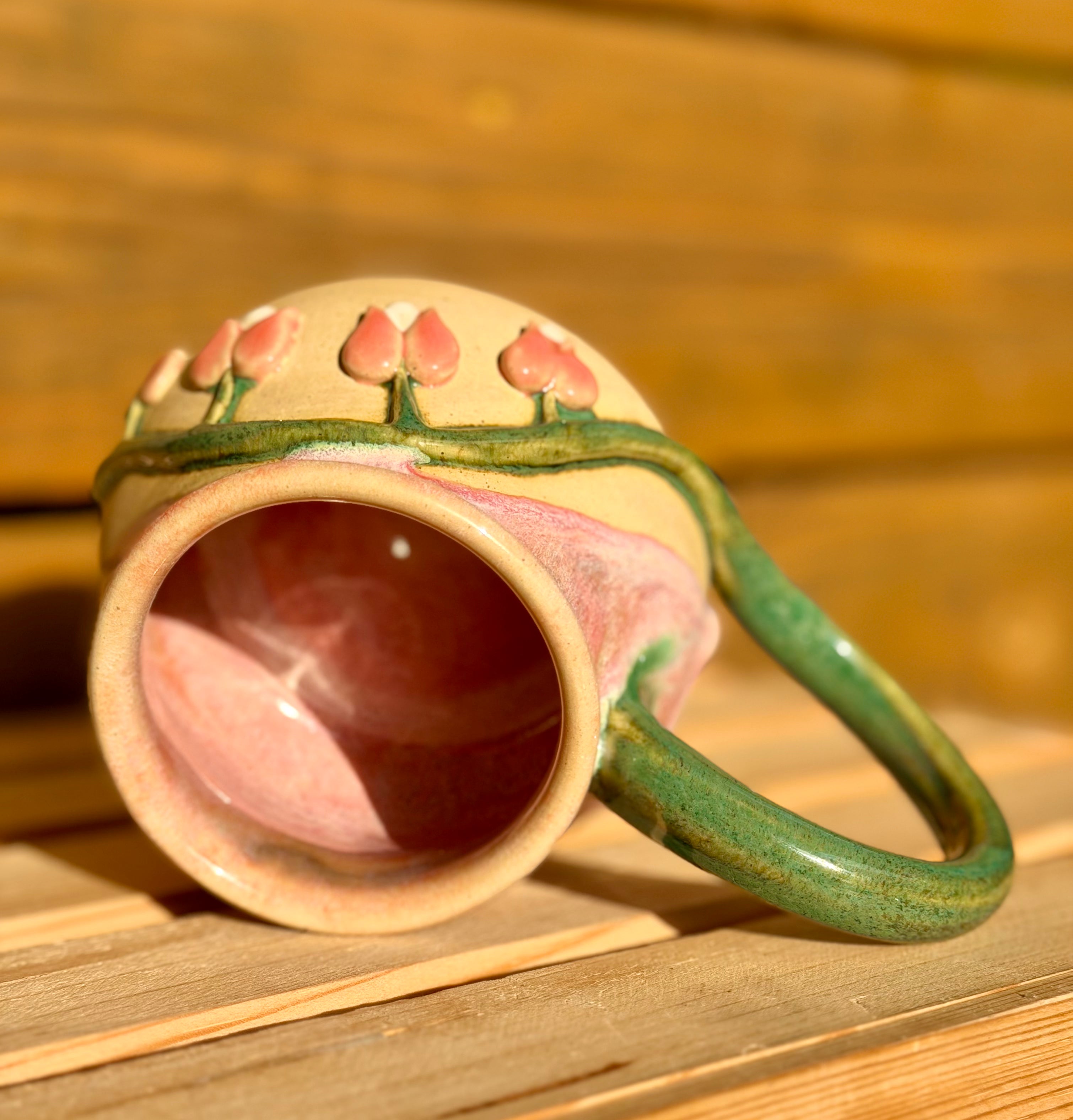 Bleeding Heart Mug LARGE - 4 flowers