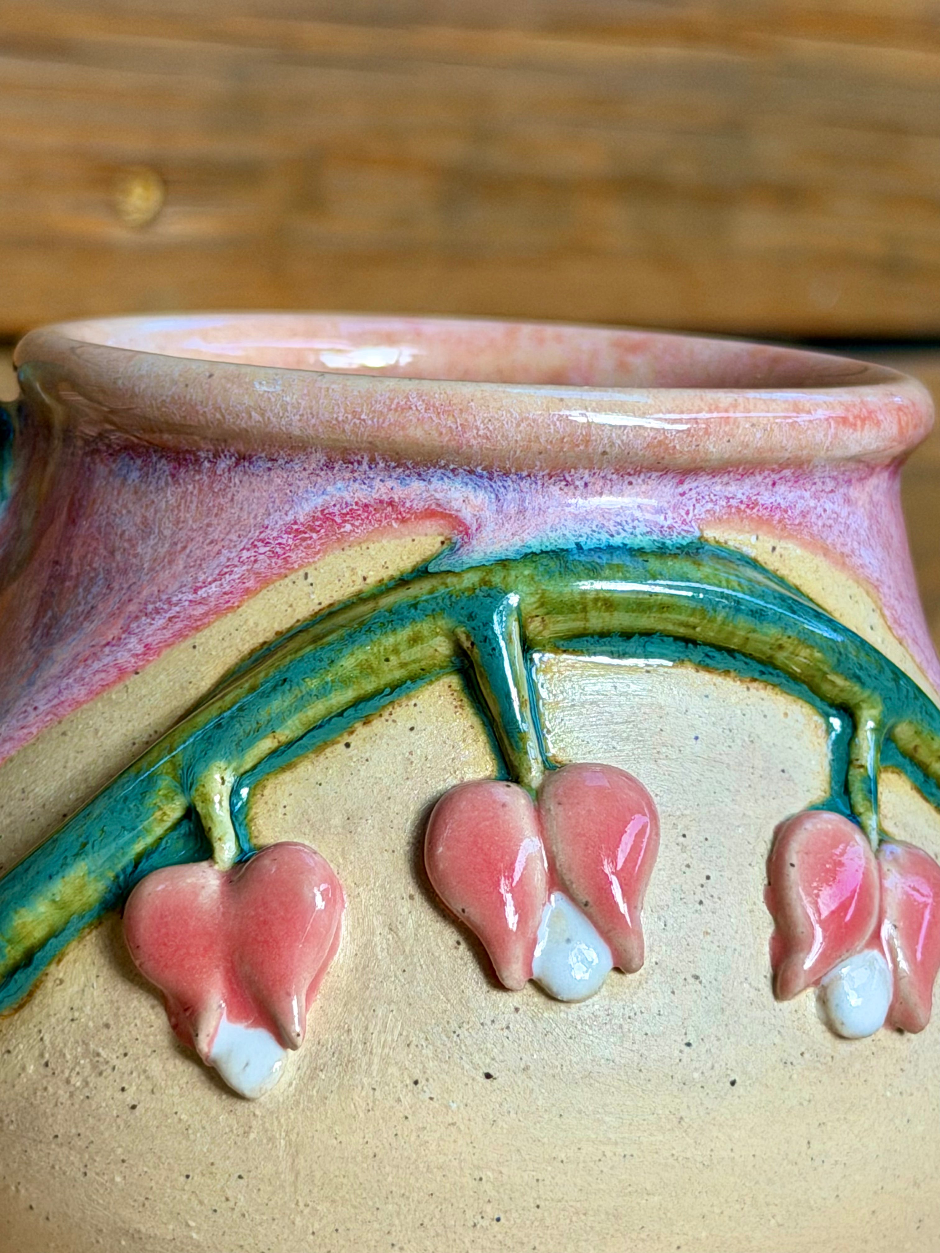 Bleeding Heart Mug LARGE - 4 flowers